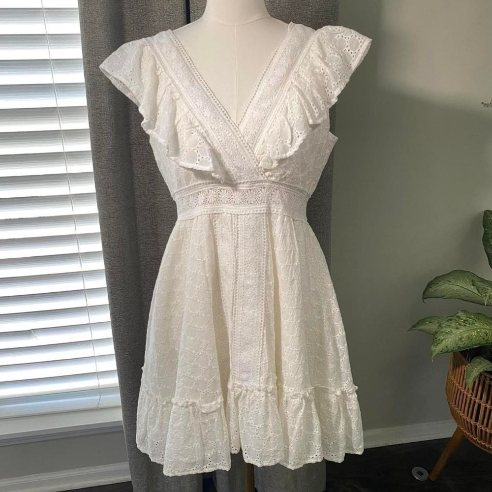 Urban Outfitters  Shayla Ruffle White Eyelet Lace Mini Dress SP Petite Boho